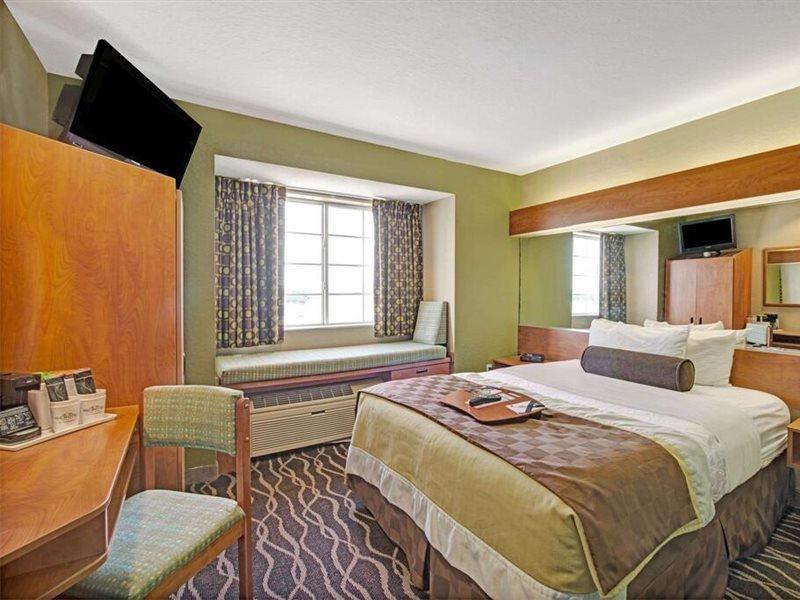 Hotel Super 8 By Wyndham San Antonio Downtown Ne Esterno foto