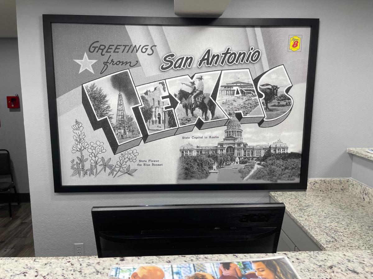 Hotel Super 8 By Wyndham San Antonio Downtown Ne Esterno foto