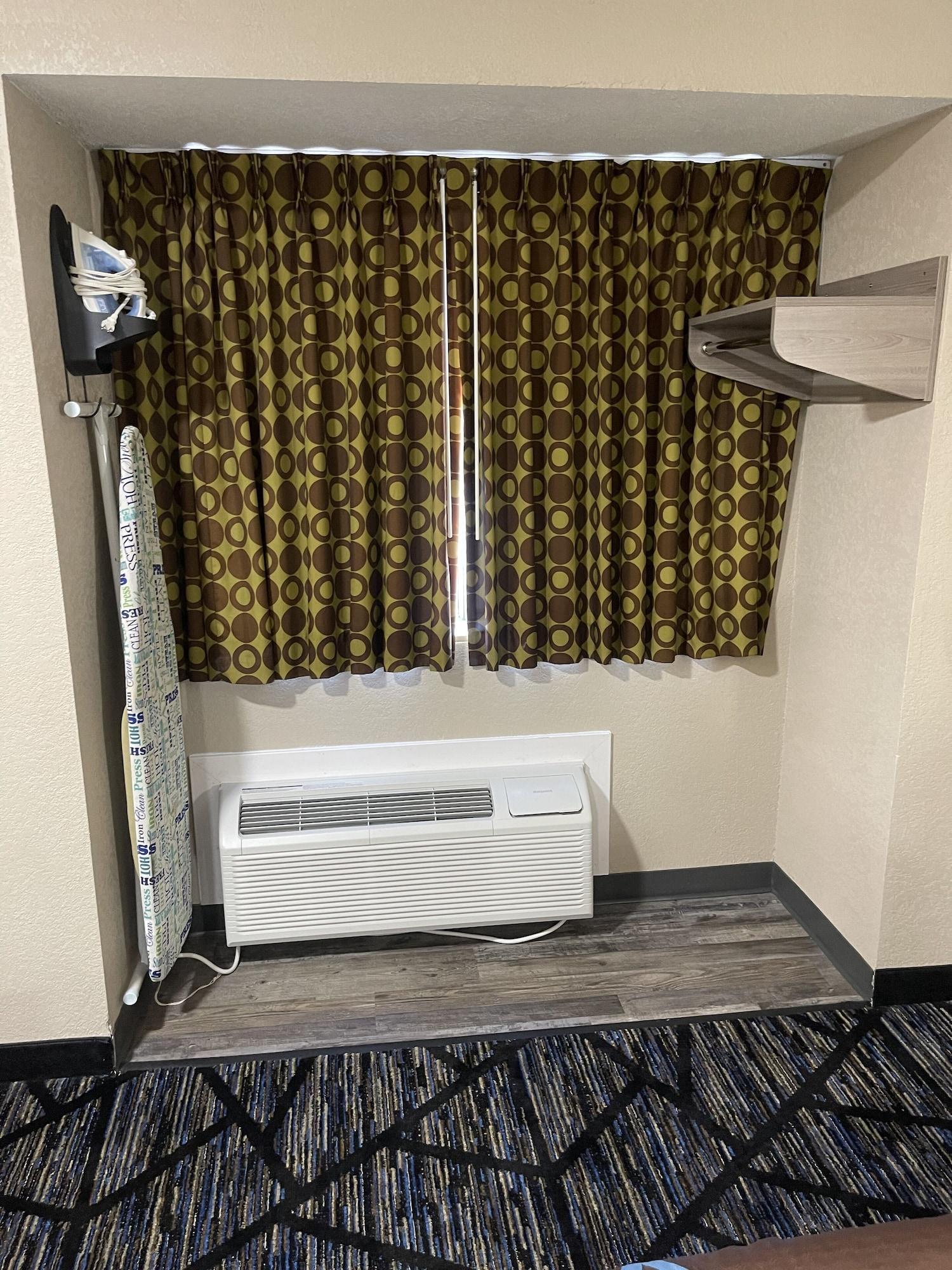 Hotel Super 8 By Wyndham San Antonio Downtown Ne Esterno foto