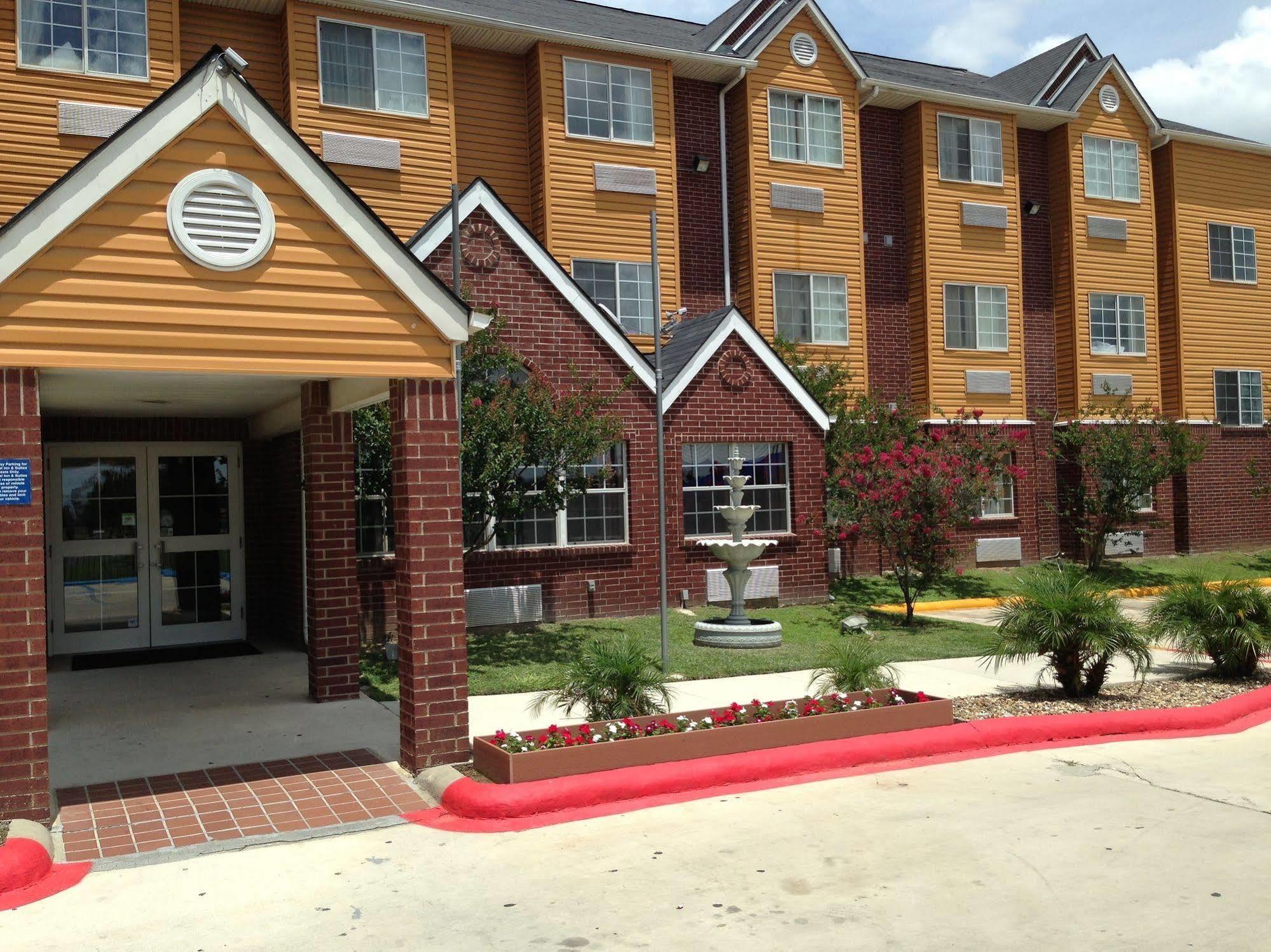 Hotel Super 8 By Wyndham San Antonio Downtown Ne Esterno foto